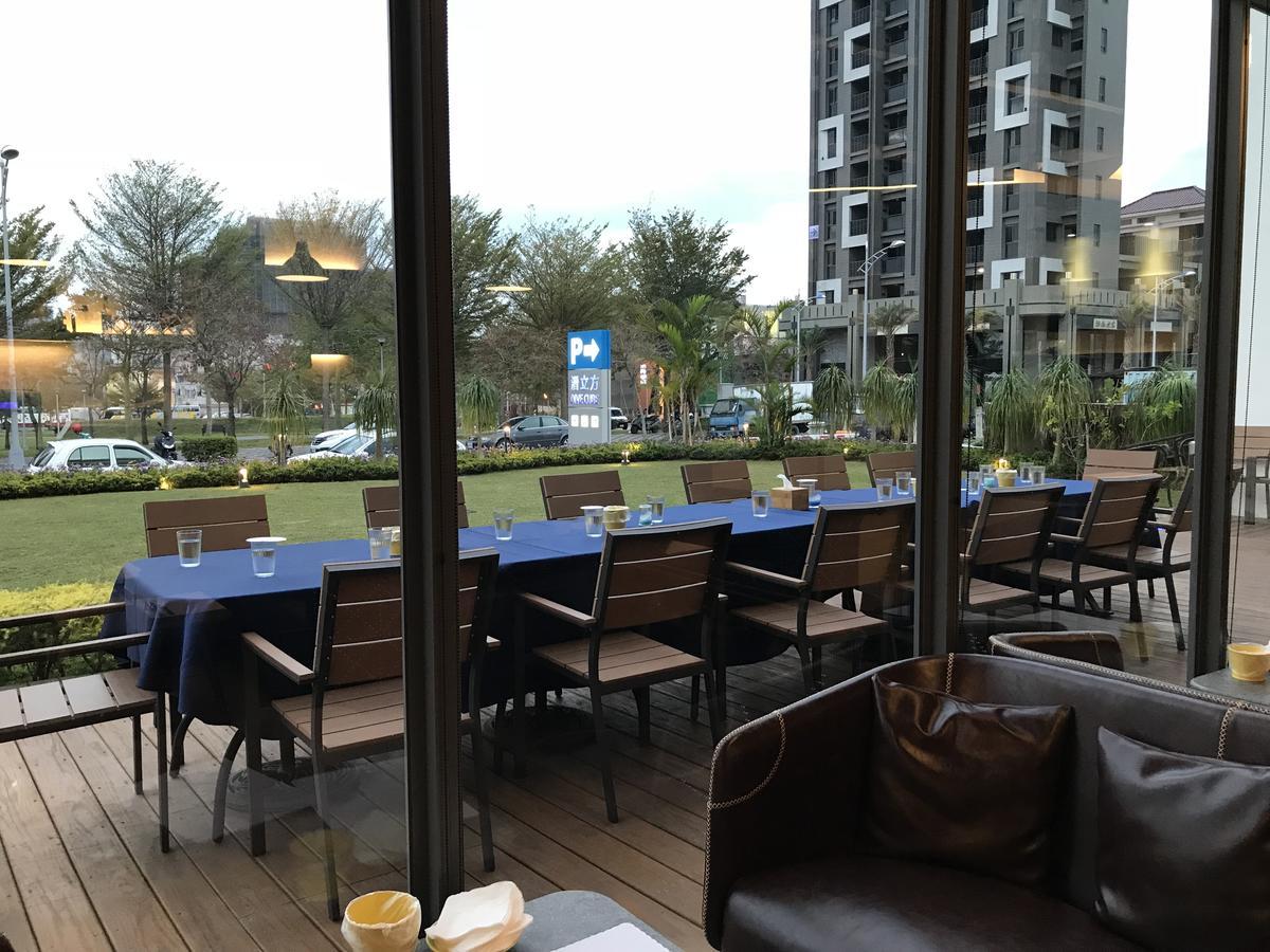 Divecube Hotel 타이중 외부 사진
